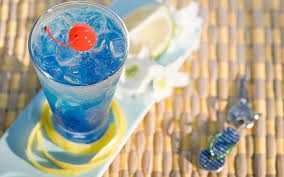 💙🍹 Blue Lagoon – A Refreshing & Vibrant Vodka Cocktail