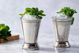 🥃🌿 Mint Julep – The Cool and Classic Southern Cocktail