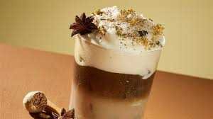 🍸✨ Vanilla Spiced White Russian: A Creamy Classic with a Cozy Twist