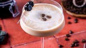 ☕✨ Cardamom Espresso Martini: A Bold Fusion of Coffee & Spice
