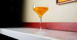 ✨🍸 Saffron Vodka Martini: A Golden, Exotic Twist on the Classic