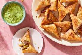 SAMOSA PITHIVIERS – INDIAN SPICED FILLING MEETS FRENCH PUFF PASTRY