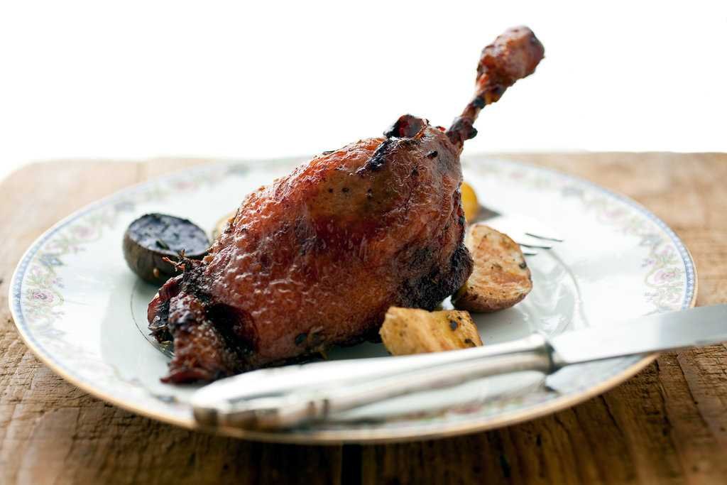 TANDOORI DUCK CONFIT – SMOKY INDIAN SPICES MEET FRENCH CLASSIC